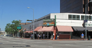 Typical cash-only business in Los Angeles, beloved of the human residents but hated by the HPOA because of the difficulty of enforcing "taxes and permits."  This one's owned by an extraordinarily wealthy former mayor of Los Angeles, who evidently didn't get the memo about how his business practices are RUINING EVERYTHING!!