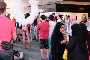 Imagine what would happen if lady street characters on Hollywood Boulevard started walking around naked like they do in Manhattan.  Heads wouldn't just roll, they'd explode.  What we need is a little free-the-nipple in Hollywood like they got at Venice Beach