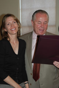 Valorie Keegan and Tom LaBonge in 2008, before this blog was even a gleam in Mike's eye... which is why they can afford to laugh!